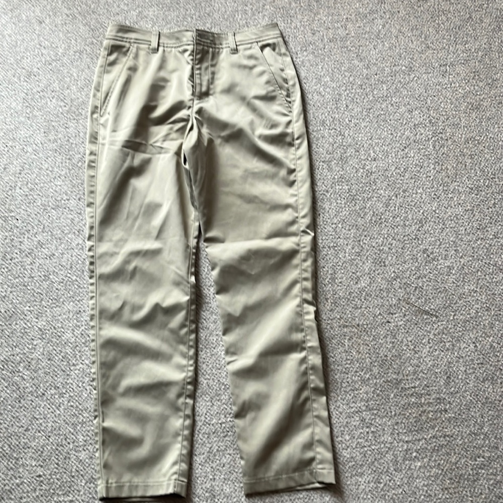 UA size 14 boys golf pants